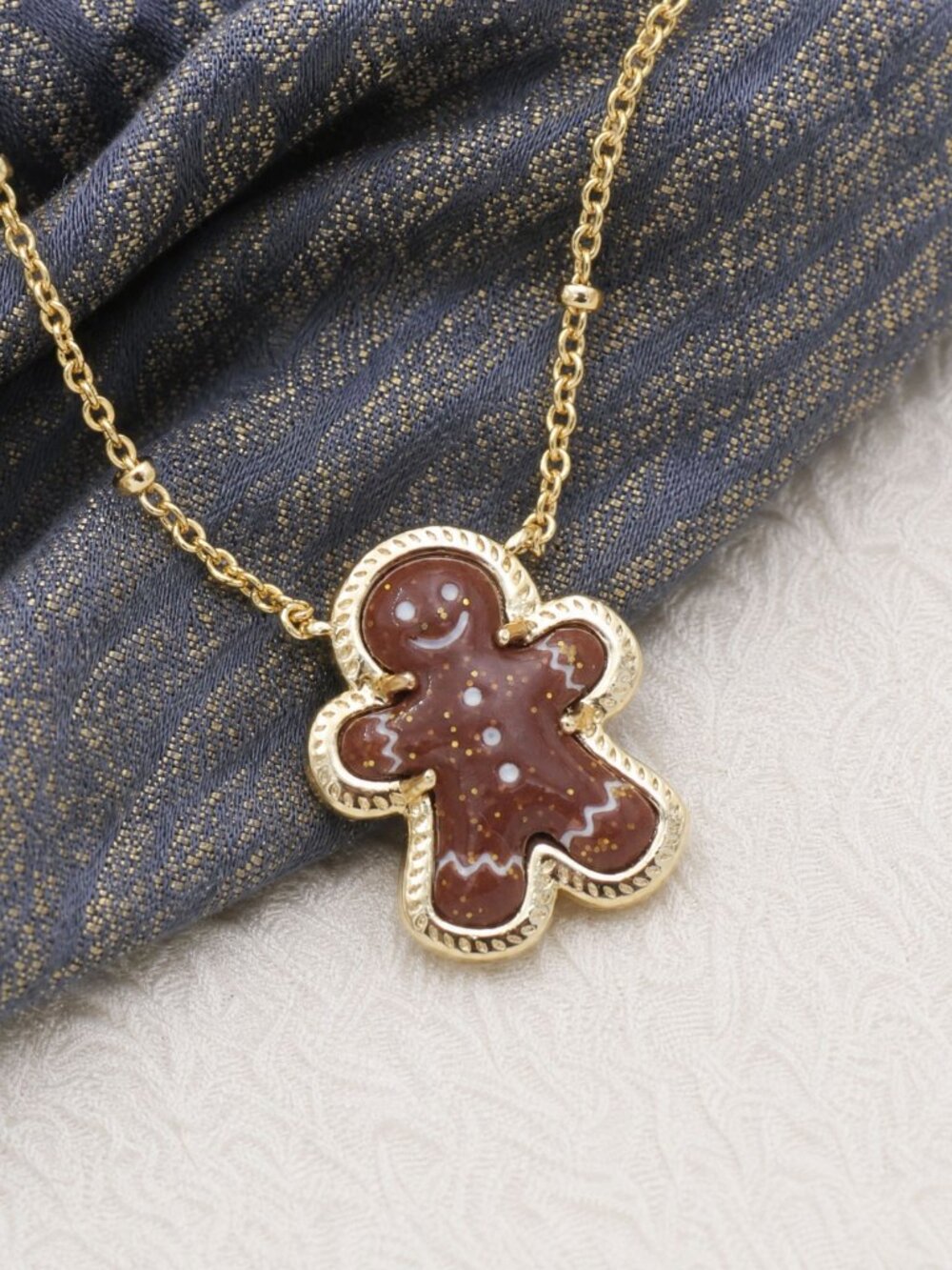 Kendra Scott Gingerbread Necklace - Picture 2 of 2
